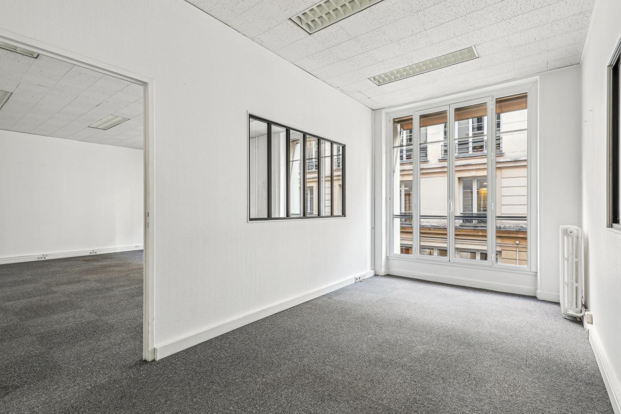 Bureau Paris 118m² Location bureau Paris OLBUR2532520 1